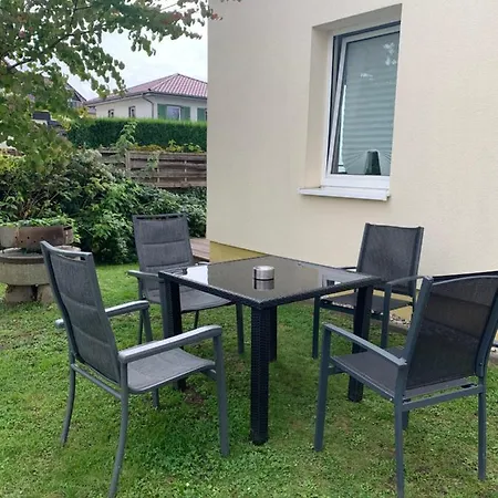 Lejlighedshotel Senfbude - Wunderschoene Fuer 4 Personen Mit Terrasse & Stellplatz Leipzig